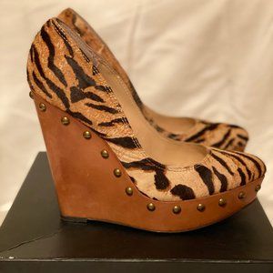 Donald J Pliner - DMSX Tiger Print Wedges